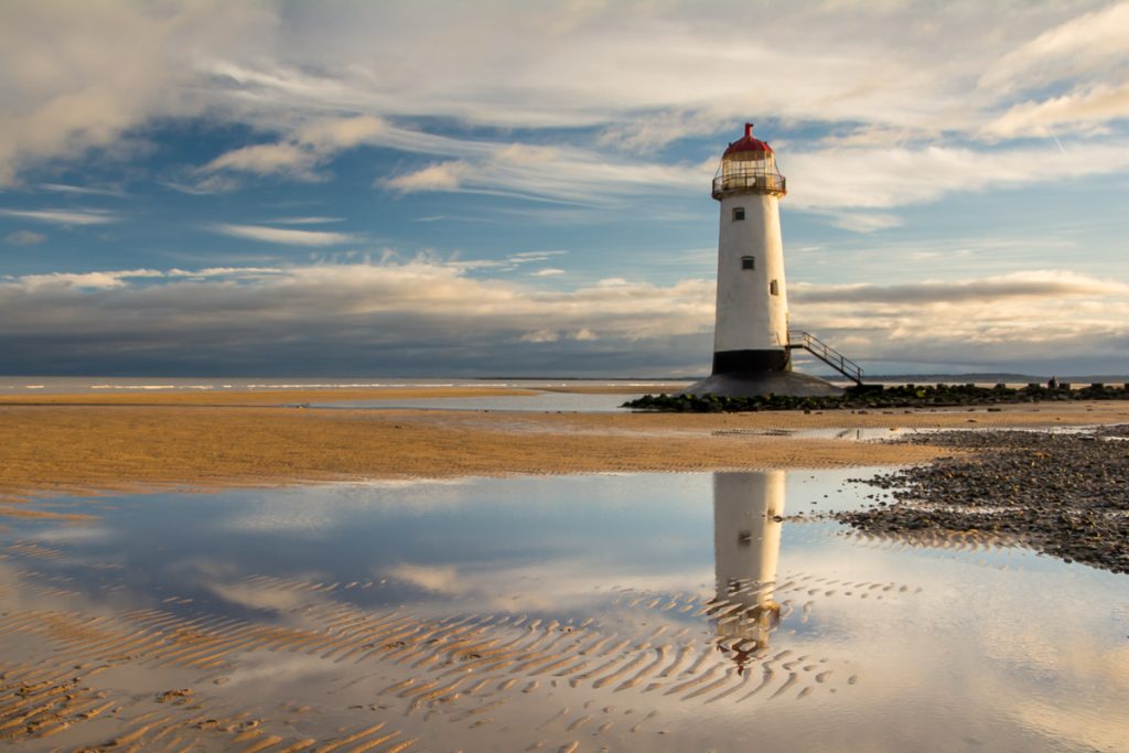 Photo Adventure: Shooting the Point of Ayr Lighthouse